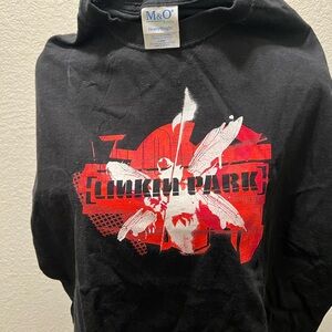Vintage 90s Linkin Park Band Grunge Black and Red Graphic T-Shirt